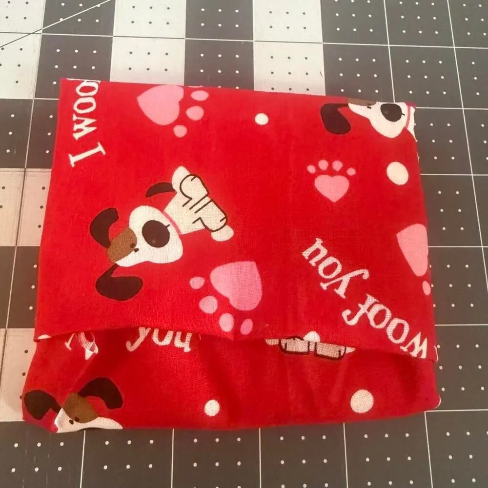 18” x 21” I Woof You Valentine Dog Cotton Fabric Fat Quarter Puppy
